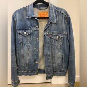 Levi’s Men’s Jean Jacket, medium